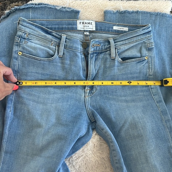 FRAME Le High Flare raw hem - Picture 6 of 9